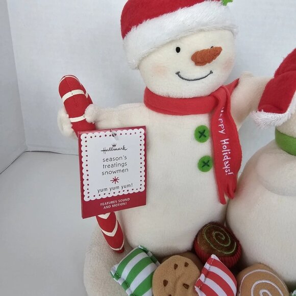 Christmas Plush Singing Holiday Season's Treatings Snowmen Hallmark 2008 NOS - Picture 4 of 9